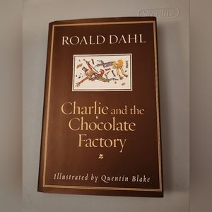 SOLD Book Charlie and the Chocolate Factory / bundle requirement